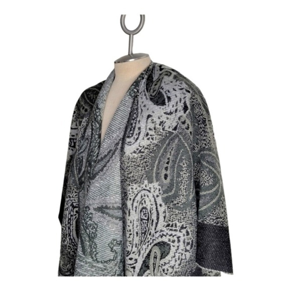 Womans Wrap Shawl Poncho Fringed Paisley Black Gray One Size Boho - Picture 5 of 9